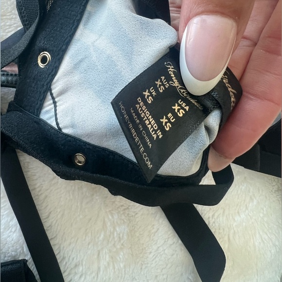 Honey Birdette 3 Piece Set - 32D bra XS Garter XS Thong - No Longer Sold Online - Picture 6 of 7